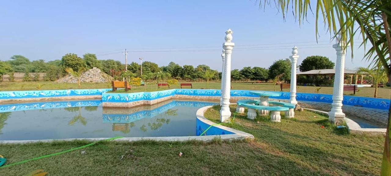 Modhera Sunrise Resort - Tents Bhungas Jungle Restaurants & Candlelight Dining Kalri エクステリア 写真