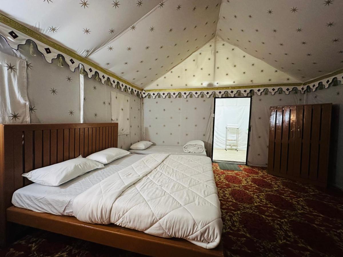 Modhera Sunrise Resort - Tents Bhungas Jungle Restaurants & Candlelight Dining Kalri エクステリア 写真