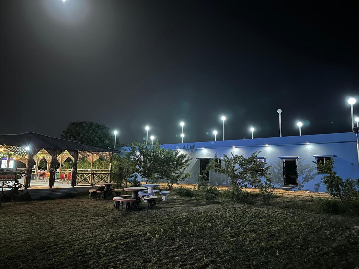 Modhera Sunrise Resort - Tents Bhungas Jungle Restaurants & Candlelight Dining Kalri エクステリア 写真