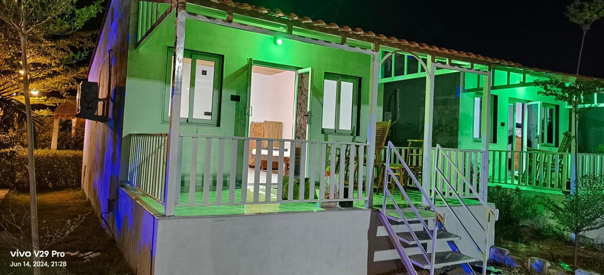 Modhera Sunrise Resort - Tents Bhungas Jungle Restaurants & Candlelight Dining Kalri エクステリア 写真